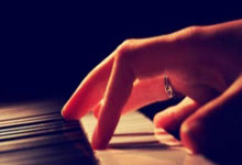 南非足球璀璨之星：荣耀加冕，绿茵传奇再谱新章